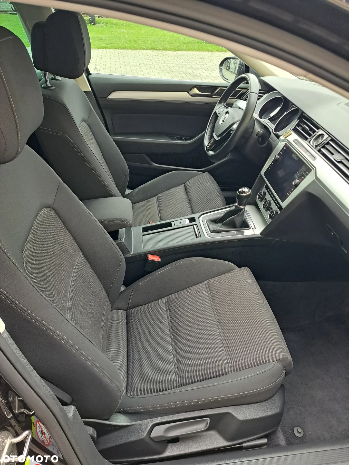 Volkswagen Passat 2.0 TDI BMT Comfortline - 6