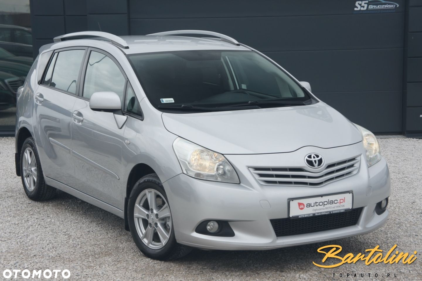 Toyota Verso - 2