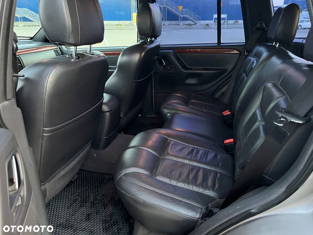 Jeep Grand Cherokee 4.7 Limited - 11