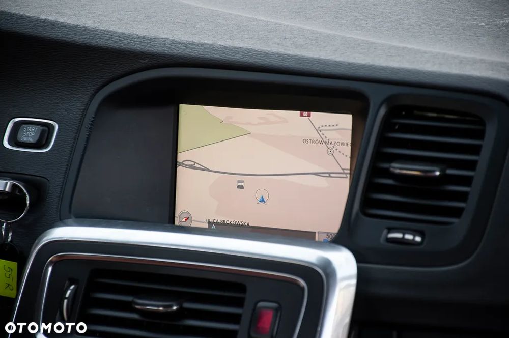 Volvo S60 D4 Summum - 8