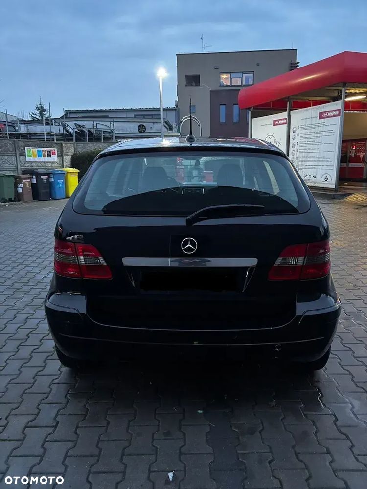 Mercedes-Benz Klasa B 180 CDI - 2