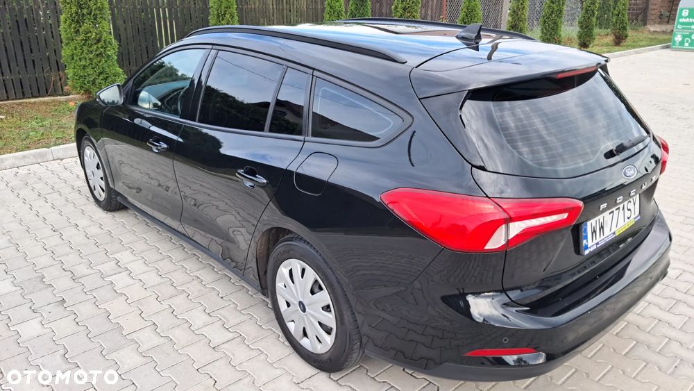 Ford Focus SW - 7