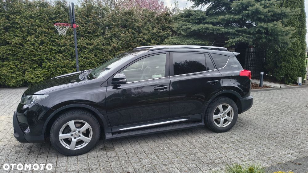 Toyota RAV4 - 3