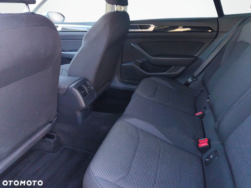 Volkswagen Arteon - 13