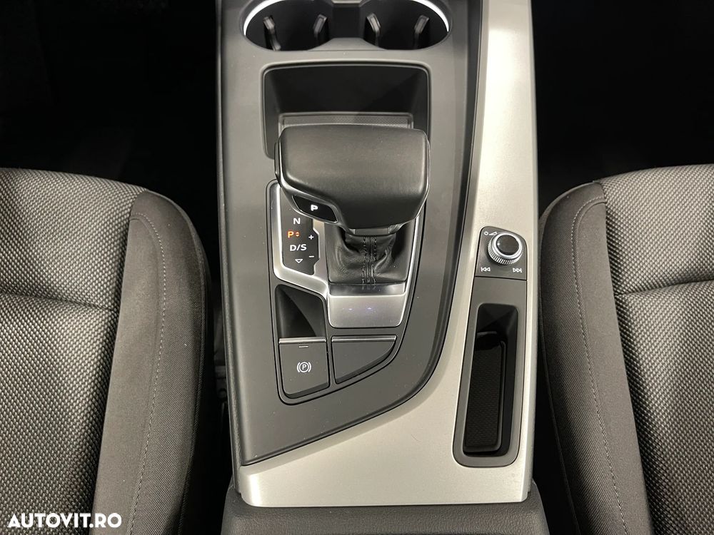 Audi A4 35 TFSI S tronic MHEV Advanced - 23