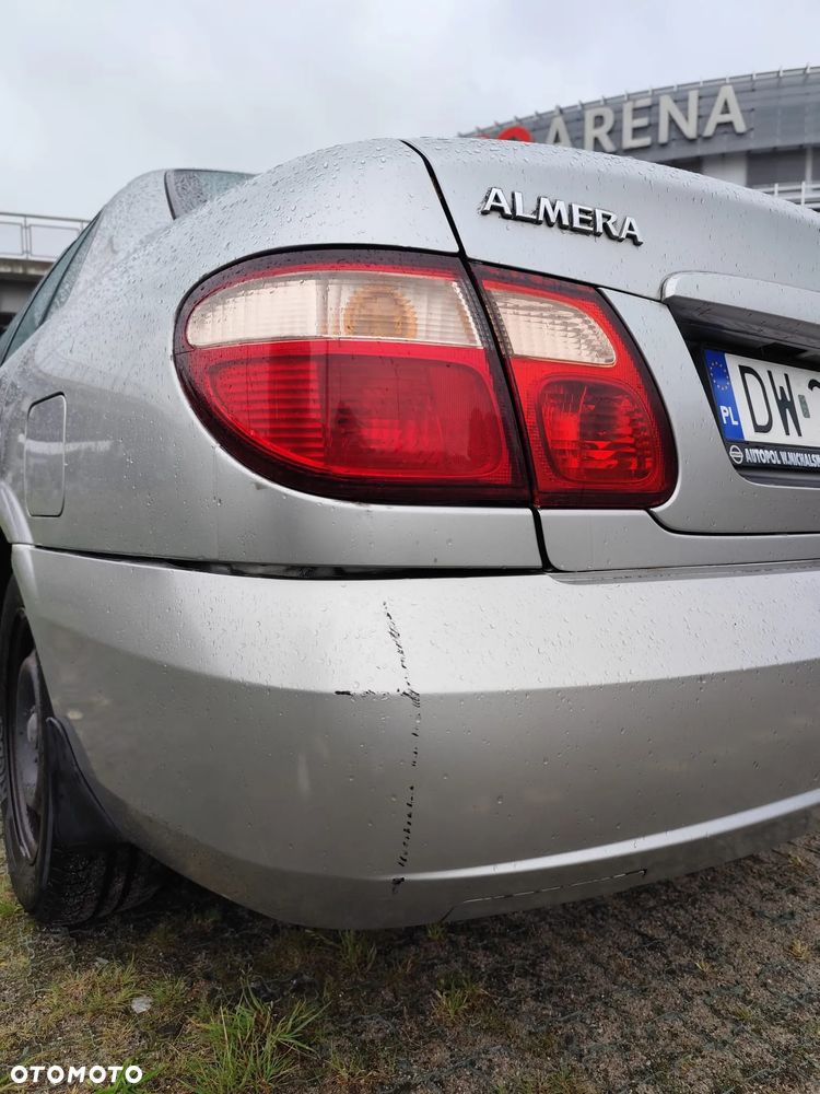 Nissan Almera - 24