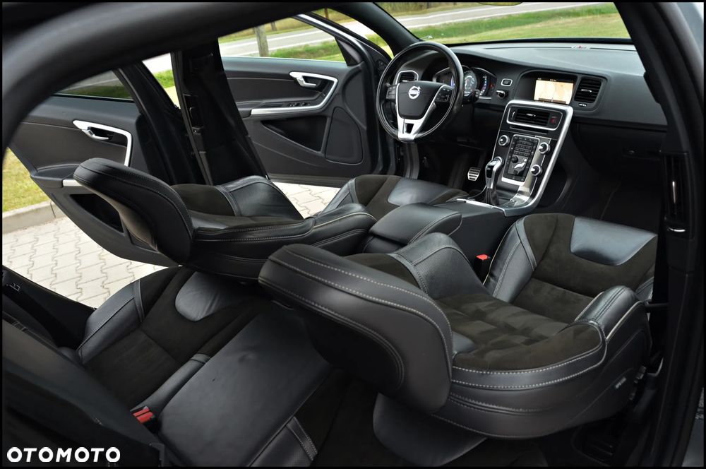Volvo V60 D2 Drive-E R-Design Momentum - 5