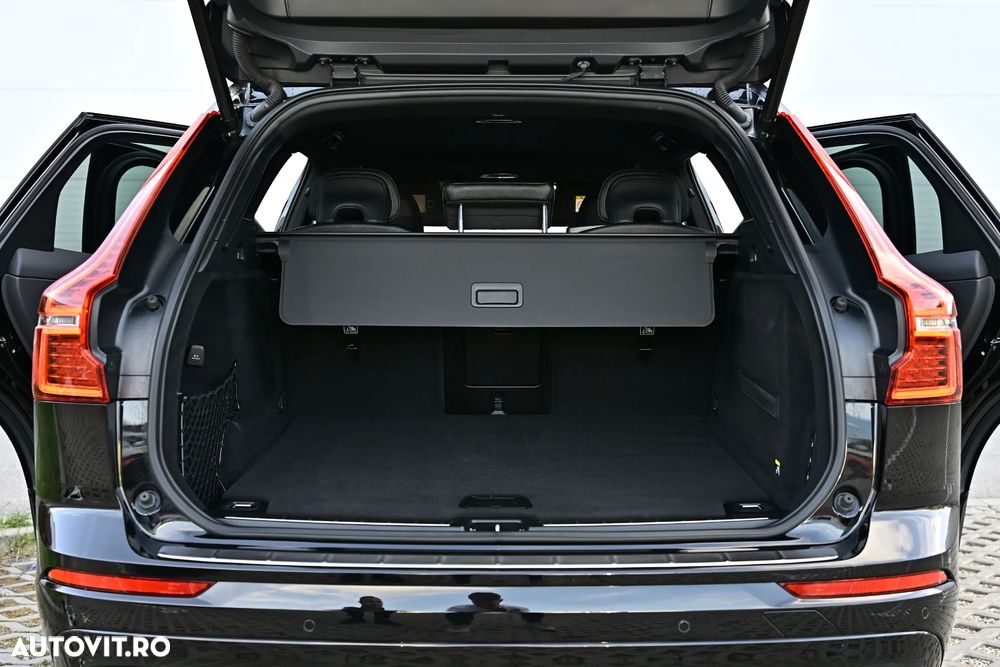 Volvo XC 60 D5 AWD R-Design - 36