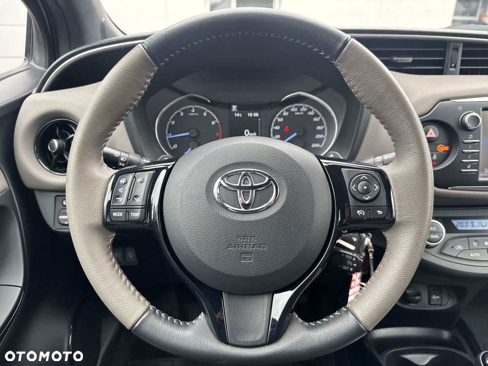 Toyota Yaris 1.5 Selection CVT - 21