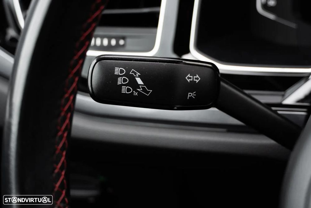 VW Polo 2.0 TSI DSG GTI - 37