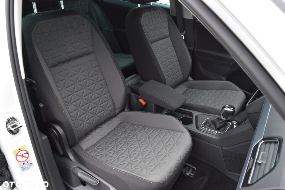 Volkswagen Tiguan 1.5 eTSI Life DSG - 34