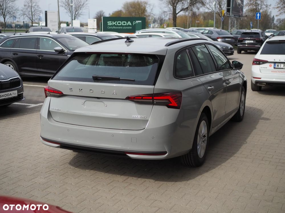 Skoda Octavia 1.5 TSI mHEV Drive Essence DSG - 5