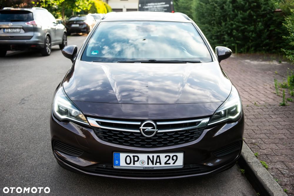 Opel Astra 1.4 Turbo Edition - 2