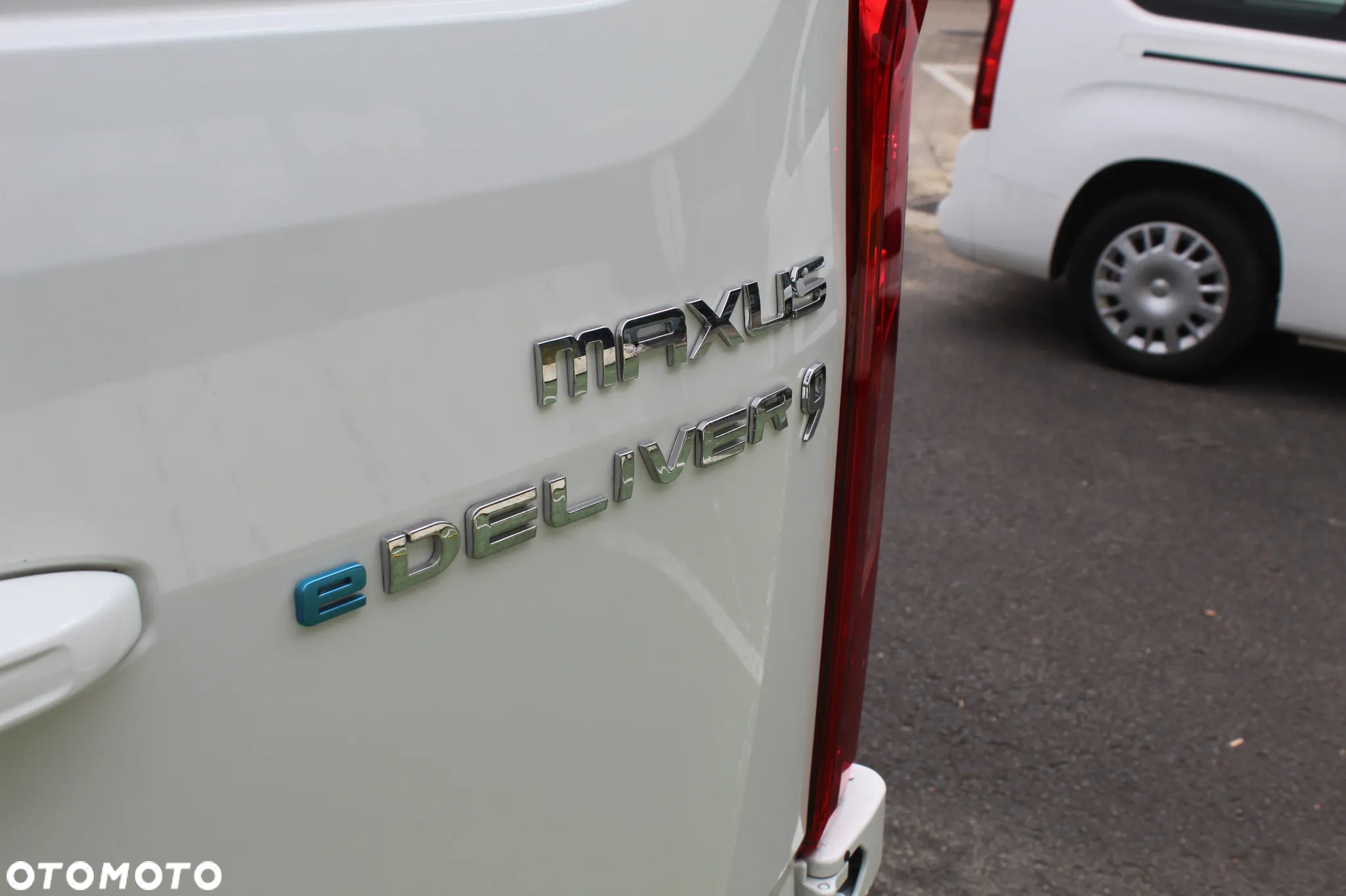 Maxus E-DELIVER 9 - 12