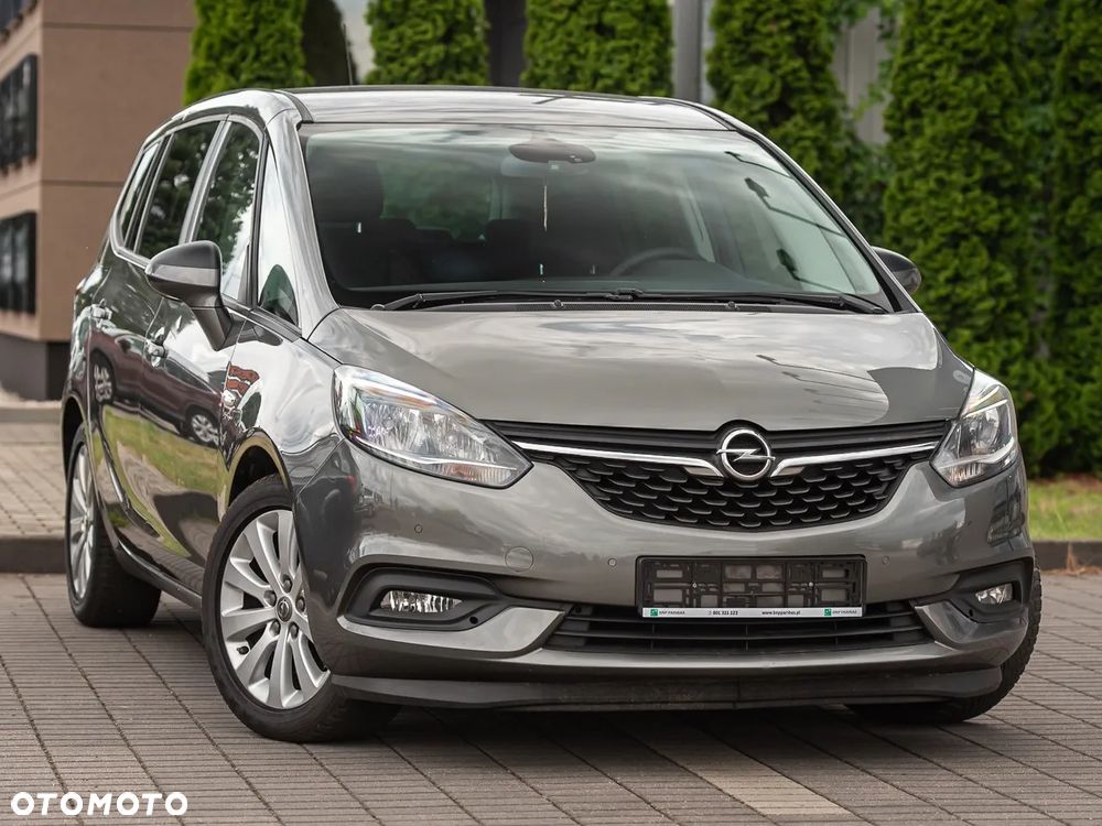Opel Zafira - 2
