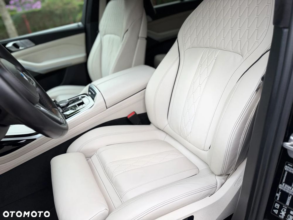 BMW X7 - 20