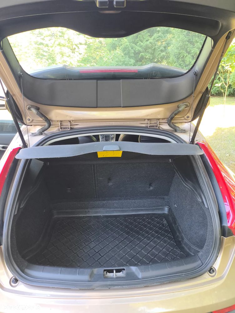 Volvo V40 Cross Country D4 Drive-E Summum - 9