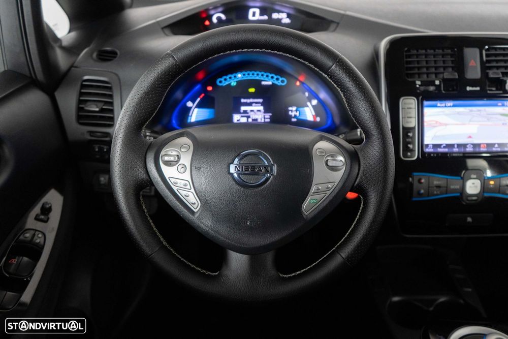 Nissan Leaf Tekna 30 kWh - 29