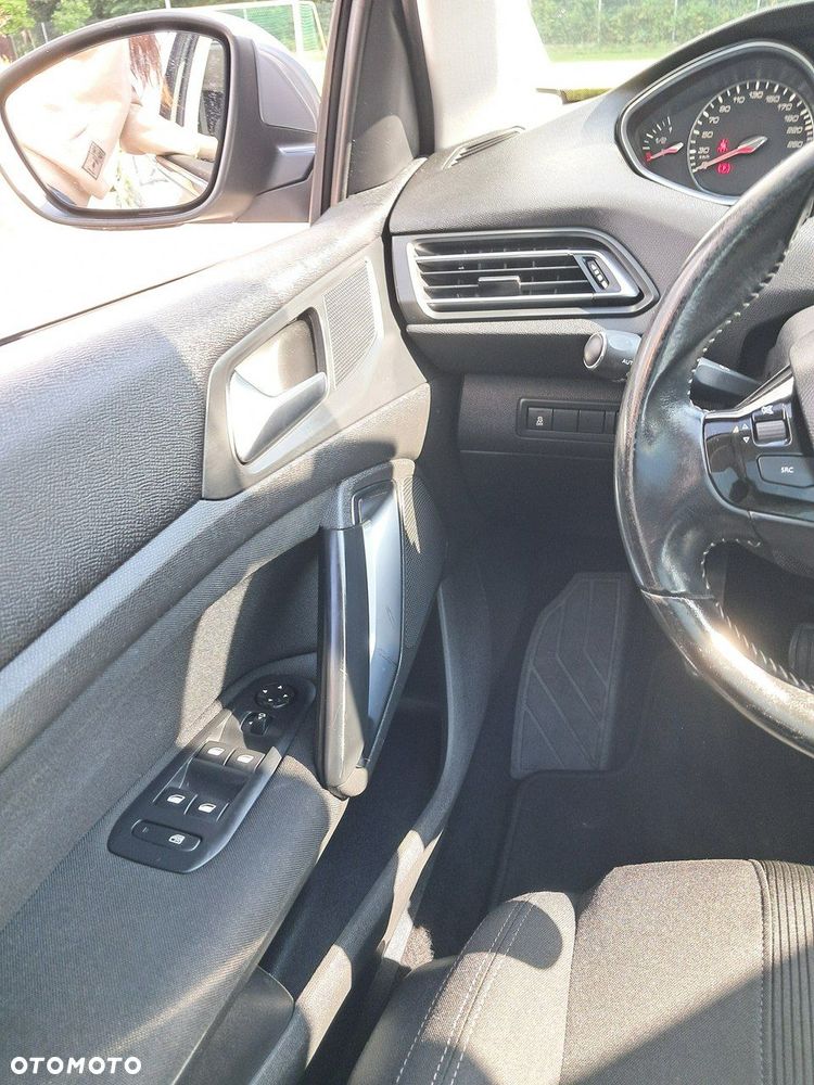 Peugeot 308 - 14