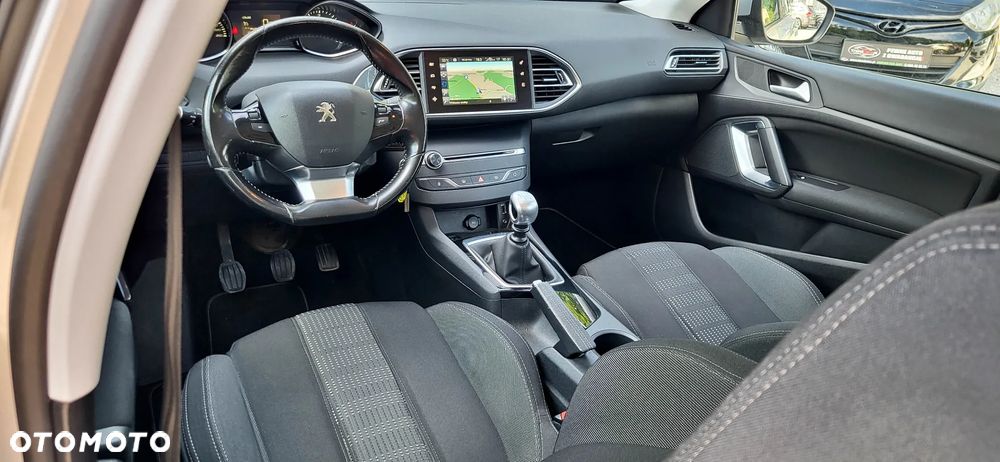 Peugeot 308 BlueHDi 120 Stop & Start Allure - 15