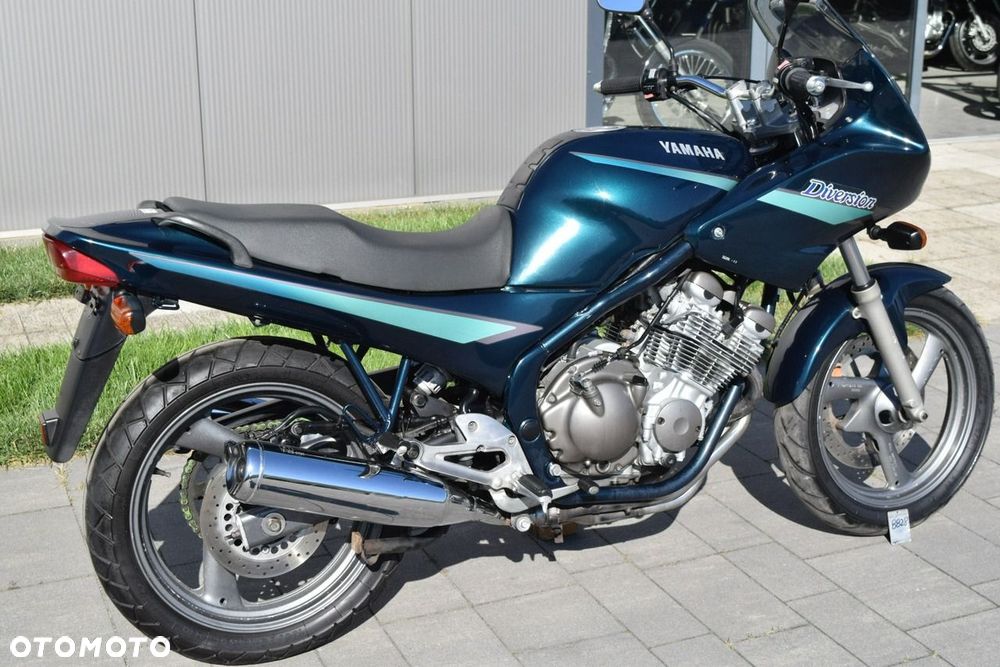 Yamaha XJ - 2