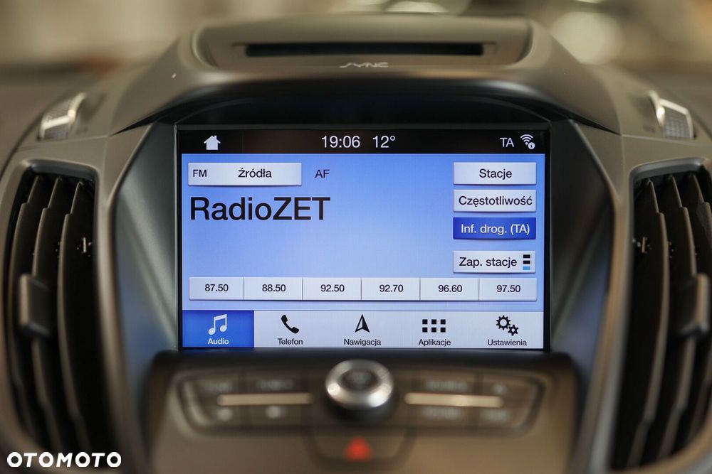 Ford Kuga - 11