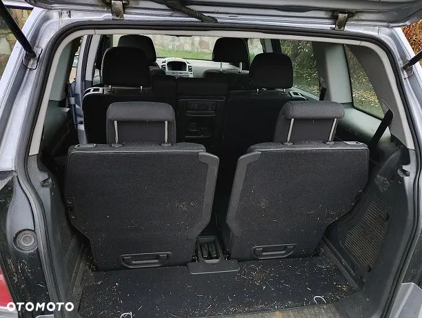 Opel Zafira 1.8 - 13