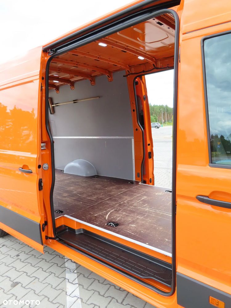 Volkswagen Crafter 35 BiTDI 2.0 177 KM 4Motion 4x4 Automat 8-Mio Biegowy Blaszak Furgon L4H2 Rozstaw Osi 4490 mm Drzwi Przesuwne Z Obu Stron FULL OPCJA WYPOSAŻENIA HAK 3000 Kg WZMACNIANY Stan Wizualny I Techniczny JAK NOWY Gotowy Dostępny OKAZJA POLECAM - 12