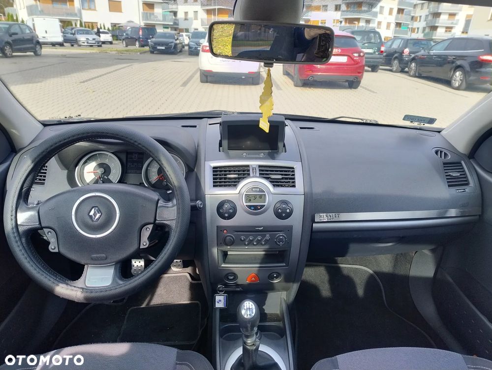 Renault Megane 2.0 dCi GT - 8