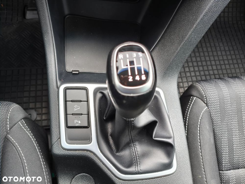 Kia Sportage 1.6 GDI L 2WD - 17