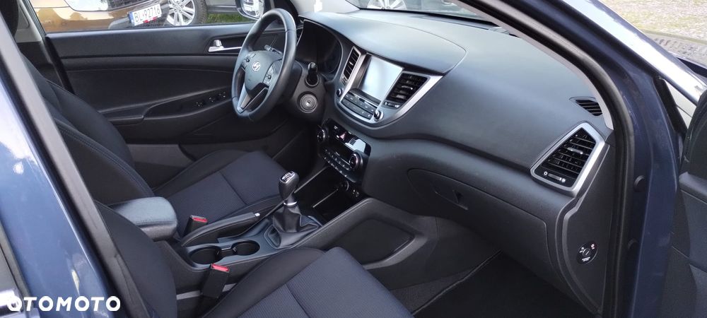 Hyundai Tucson 1.6 GDi 2WD Select - 24