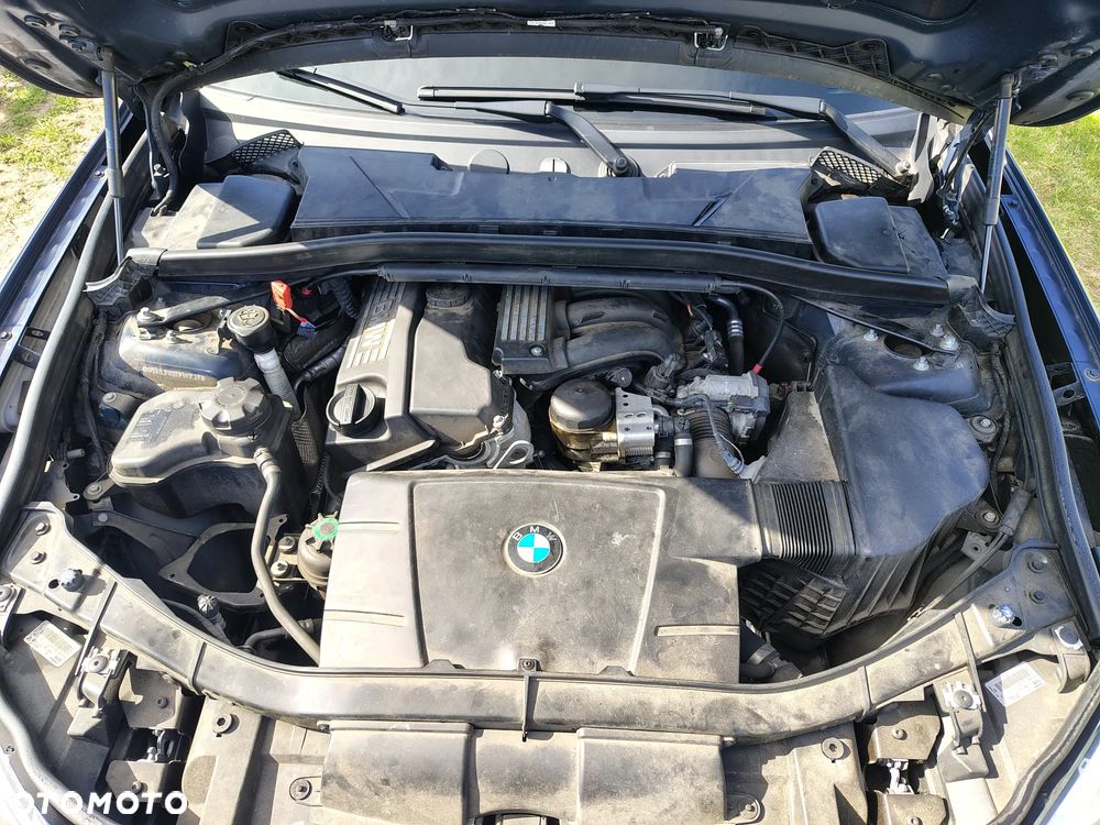 BMW X1 sDrive18i xLine - 14