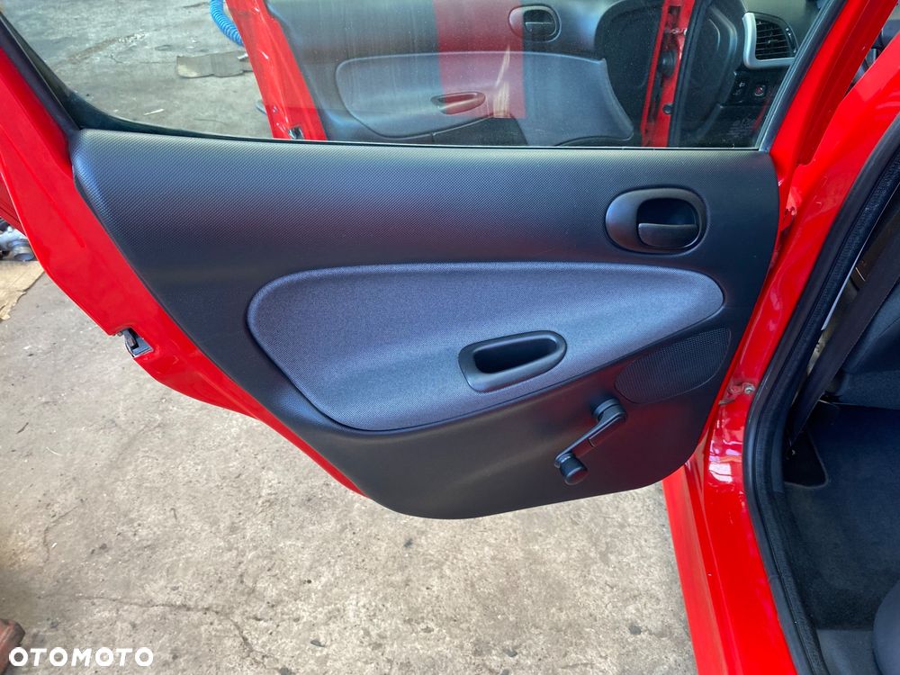 Peugeot 206 plus 60 - 30