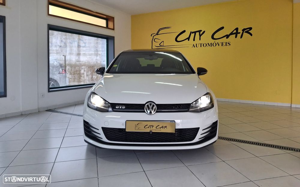 VW Golf 2.0 TDi GTD DSG - 1