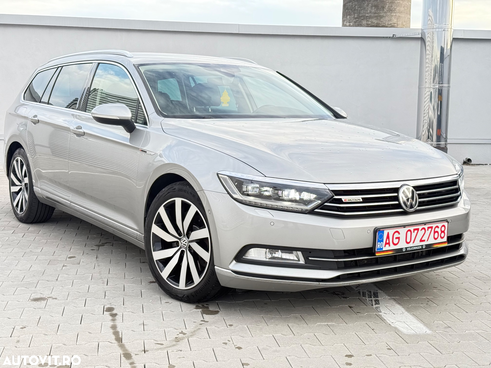 Volkswagen Passat Variant 2.0 BiTDI 4Mot DSG Highline - 33