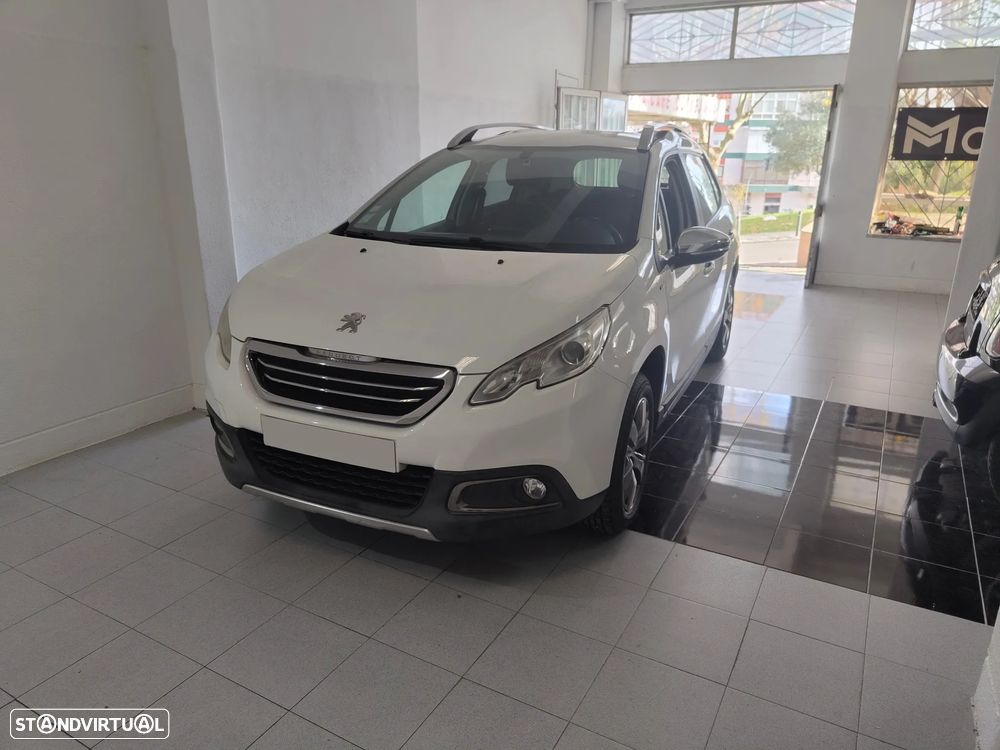 Peugeot 2008 PureTech 82 Style - 1