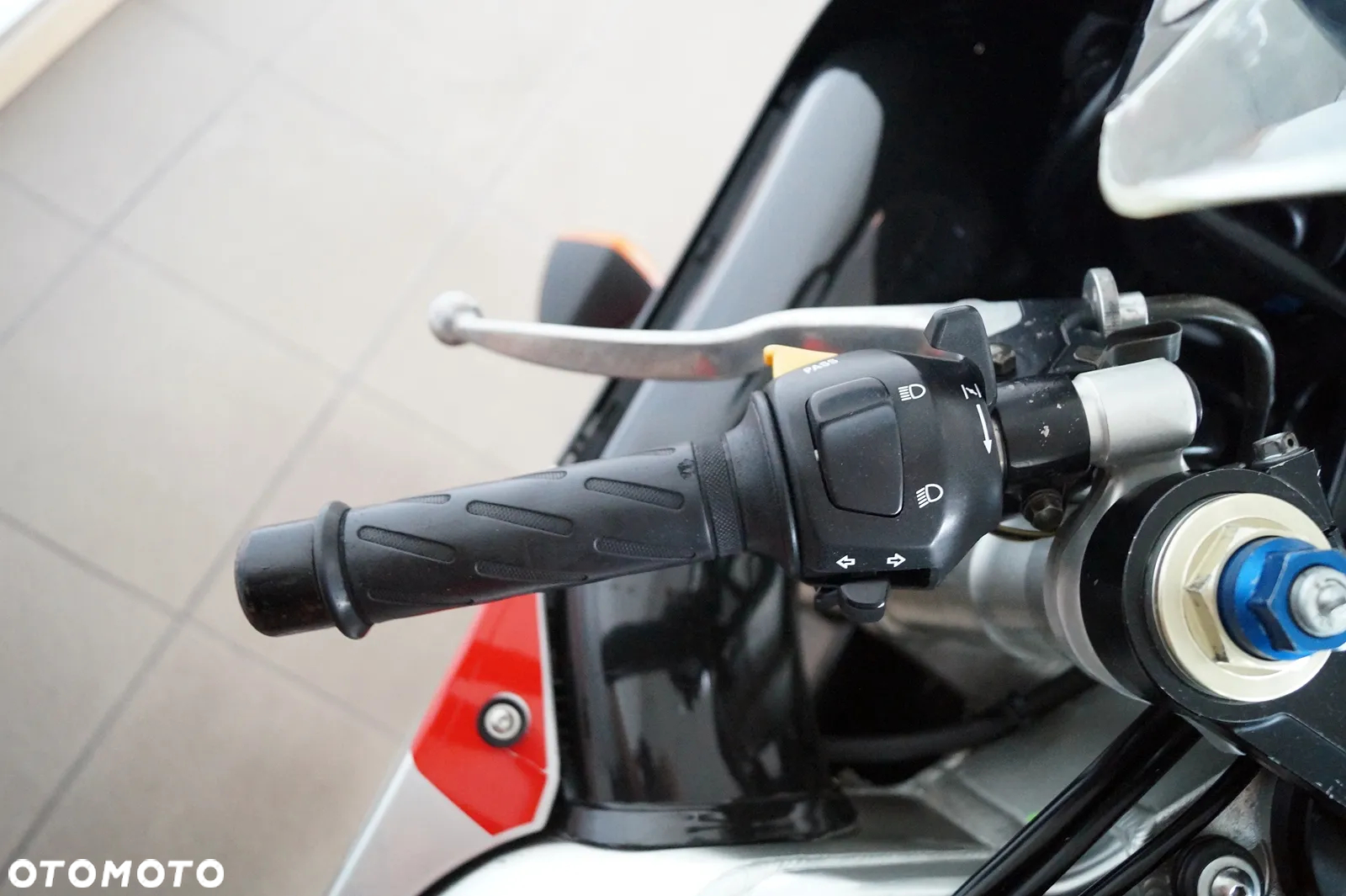 Suzuki GSX-R - 15