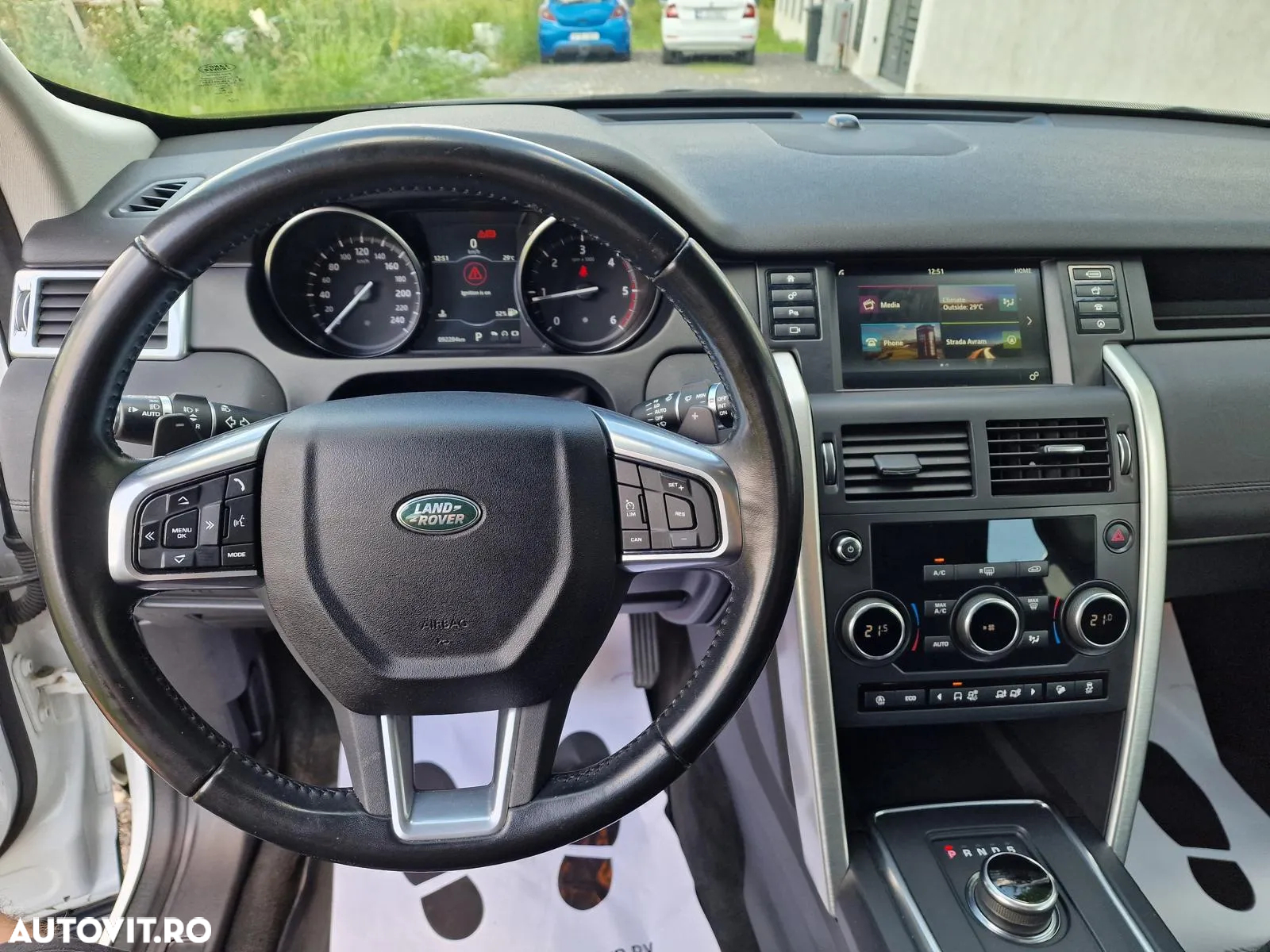 Land Rover Discovery Sport 2.0 l TD4 HSE Aut. - 4