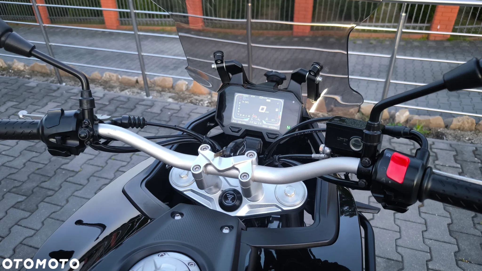 VOGE 500DSX - 11
