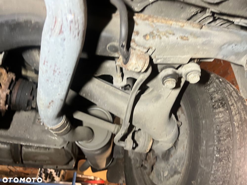 BMW Seria 5 - 38