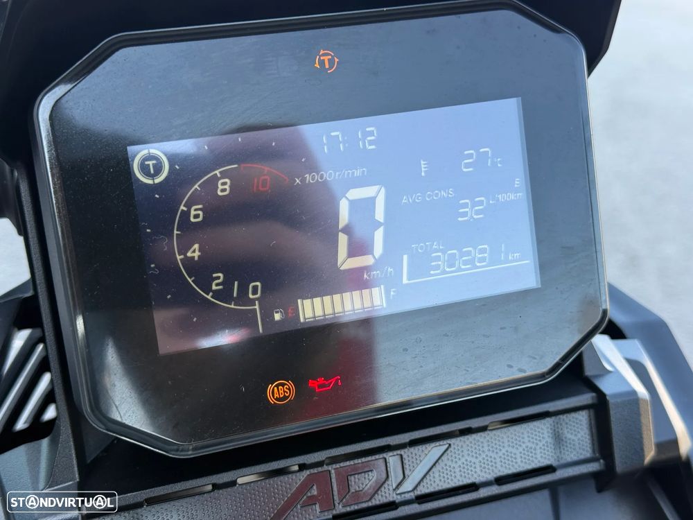 Honda ADV - 5