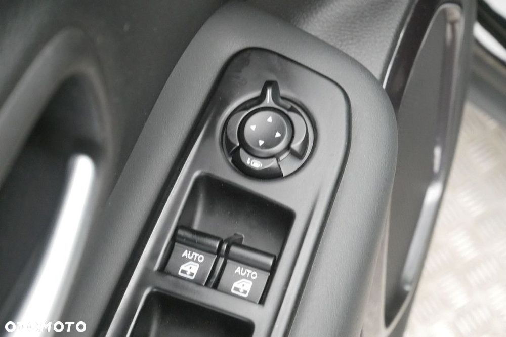 Jeep Renegade - 28