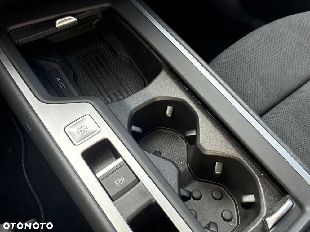 Volkswagen Passat - 36