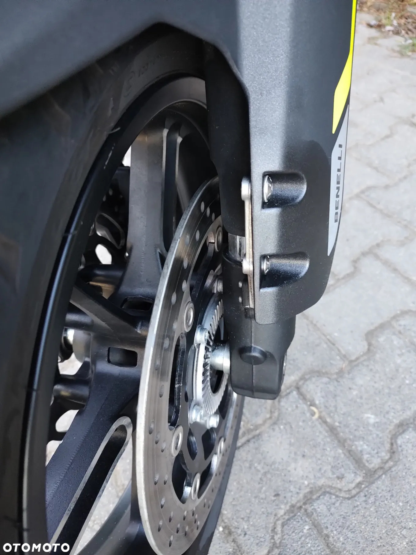 Benelli TRK 702 - 11