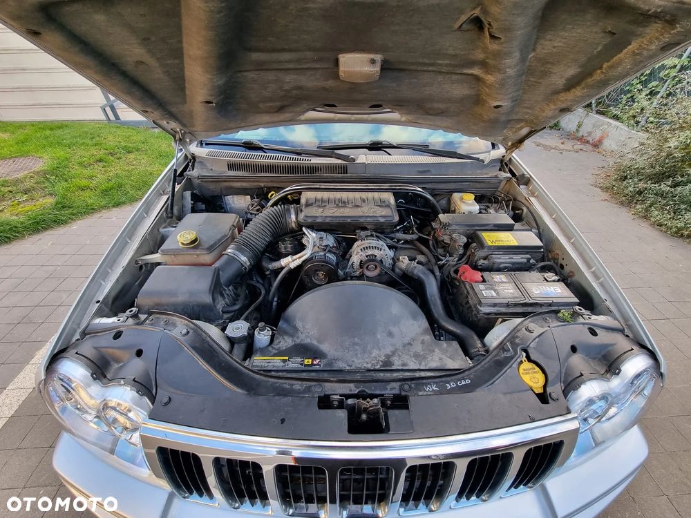 Jeep Grand Cherokee - 17