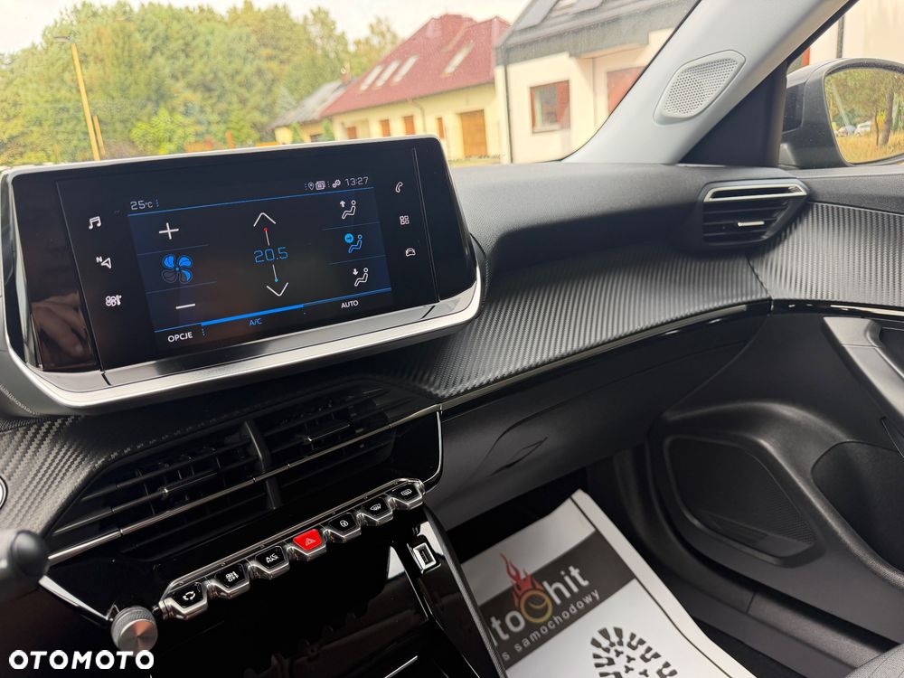 Peugeot 2008 1.2 PureTech Allure S&S - 29