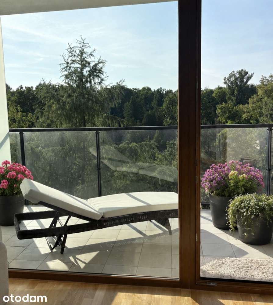 Apartament z pięknym tarasem na Żoliborzu w Madison Apartments