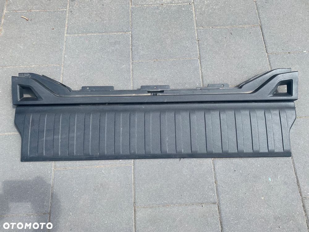 OSŁONA OBUDOWA KLAPY BAGAŻNIKA BMW X5 G05 7438172