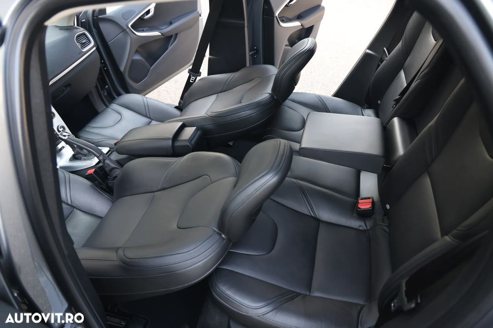 Volvo V40 D2 Geartronic Inscription - 10