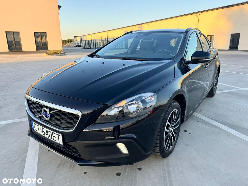 Volvo V40 T4 R-Design - 6